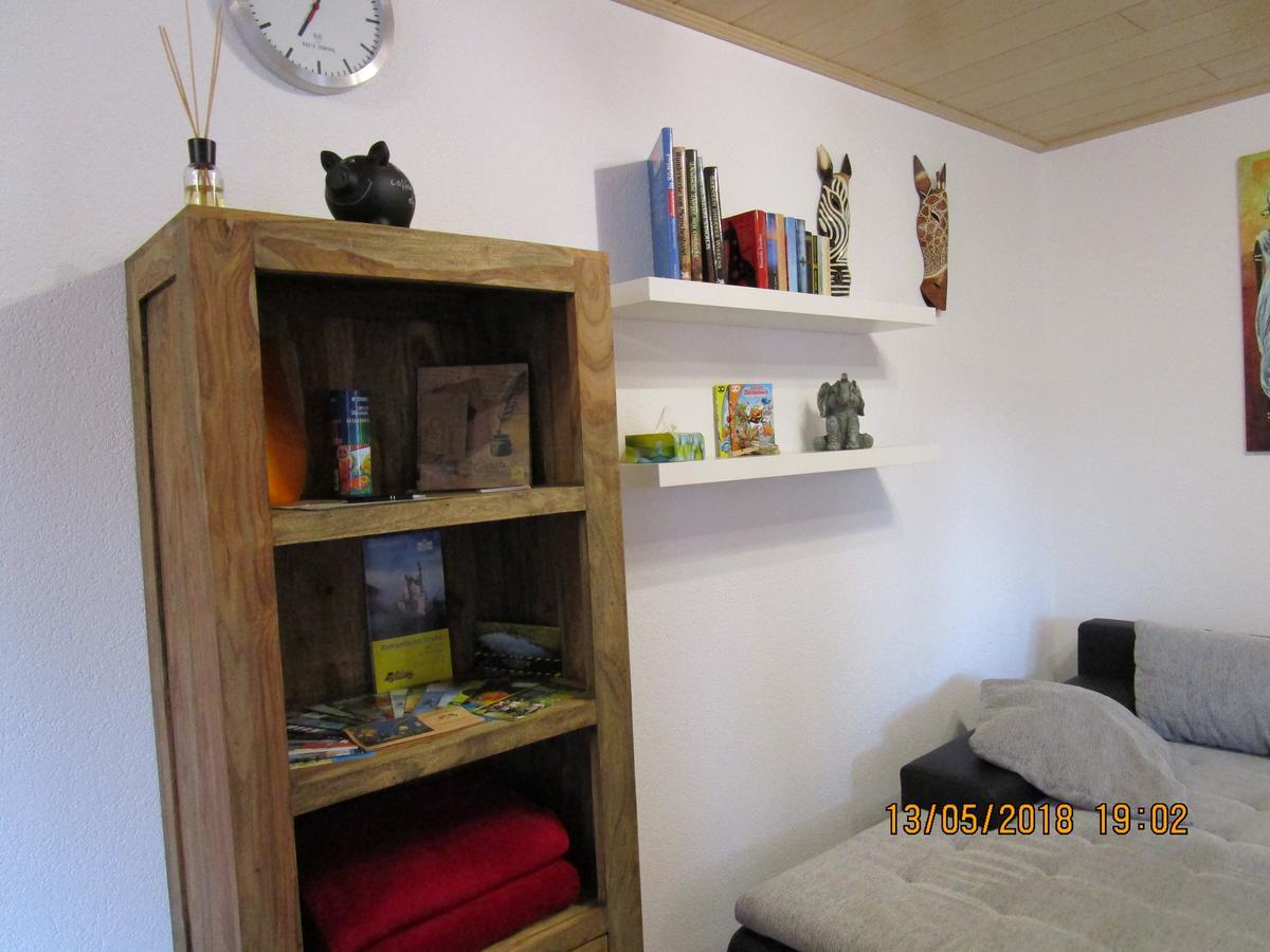 Ferienwohnung Rosa Obergessertshausen エクステリア 写真