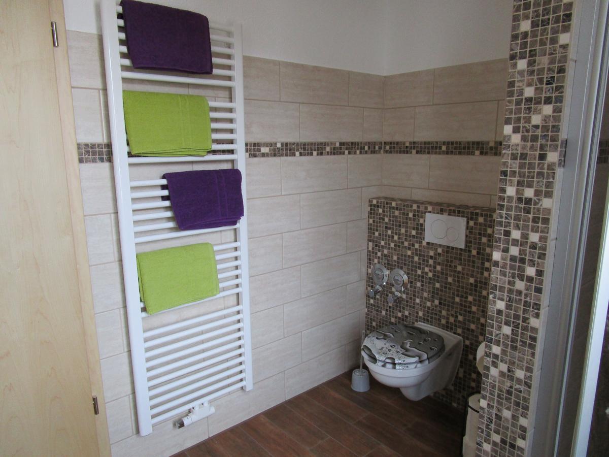Ferienwohnung Rosa Obergessertshausen エクステリア 写真