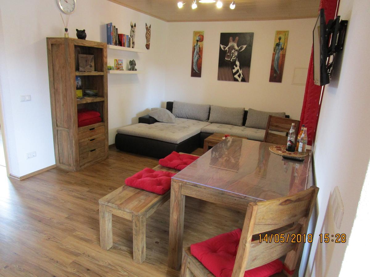 Ferienwohnung Rosa Obergessertshausen エクステリア 写真