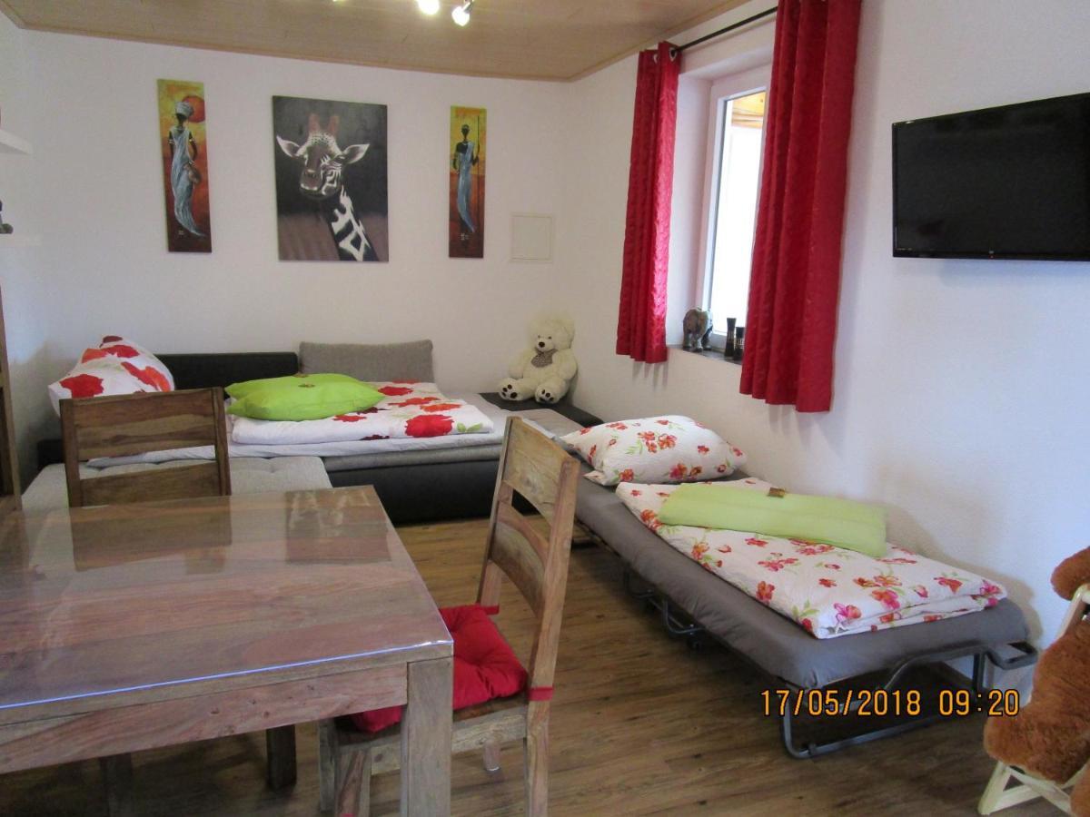 Ferienwohnung Rosa Obergessertshausen エクステリア 写真