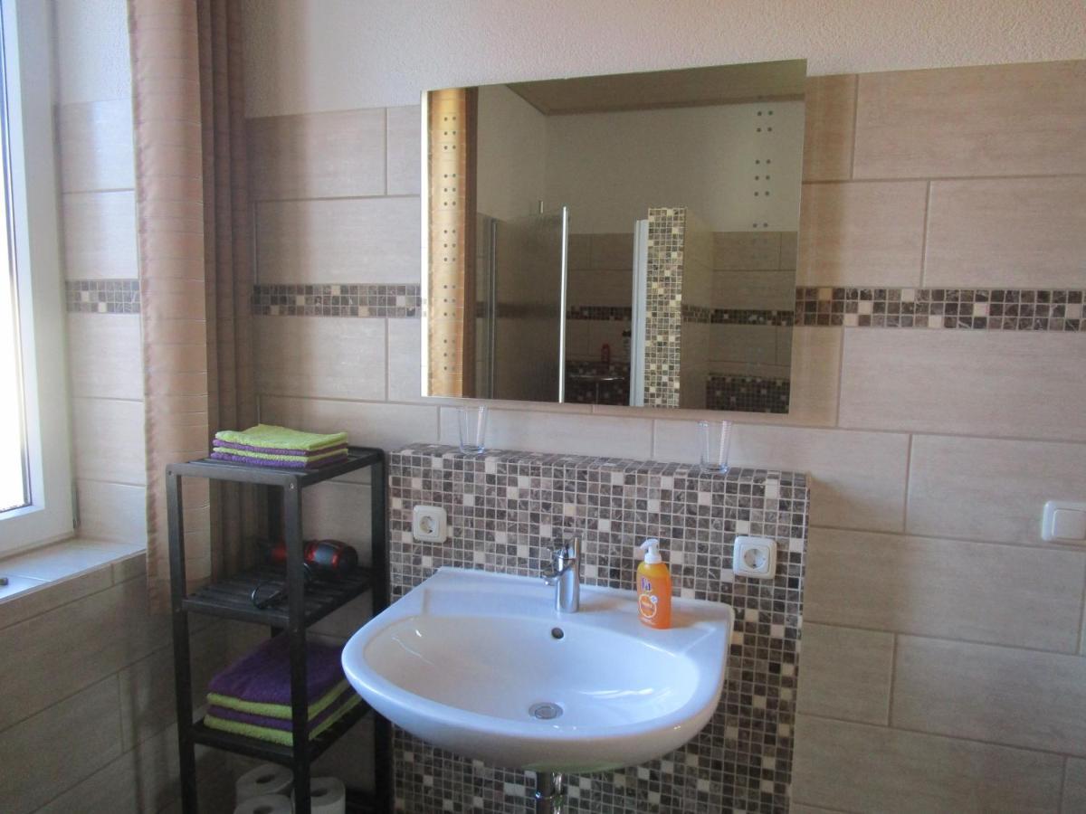 Ferienwohnung Rosa Obergessertshausen エクステリア 写真